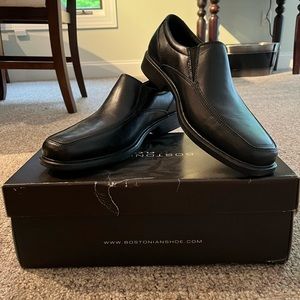 Men’s Black Bostonian Flexlite Loafer